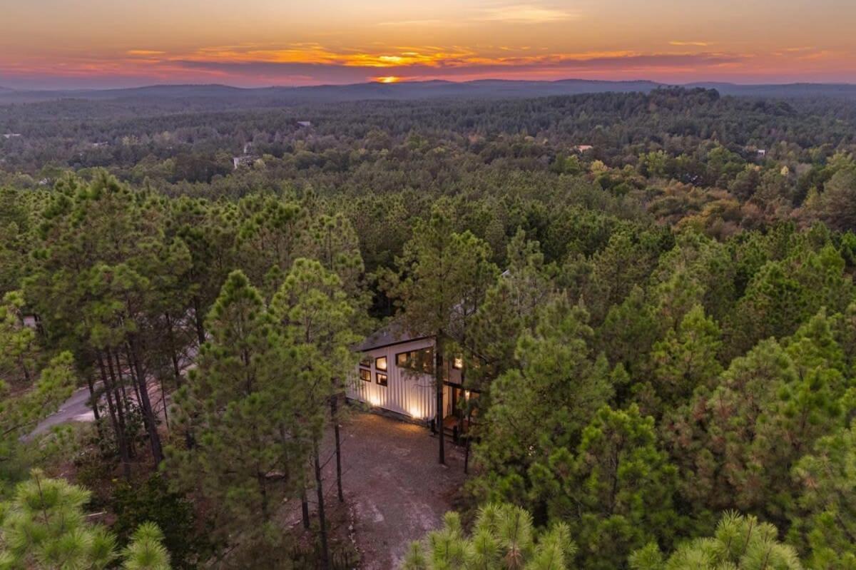 New Cabin W Hot Tub + Views Sleeps 12 브로큰보우 외부 사진